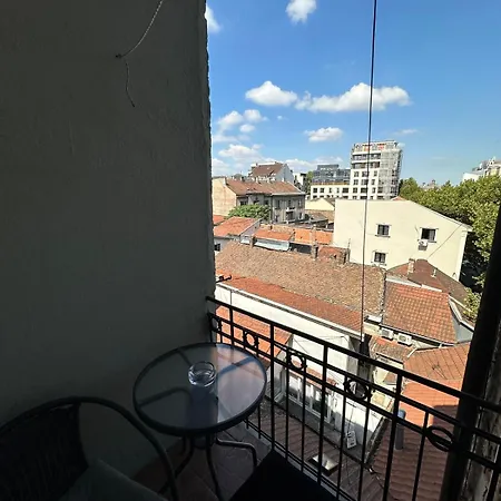 Yulia's Beautiful شقة *