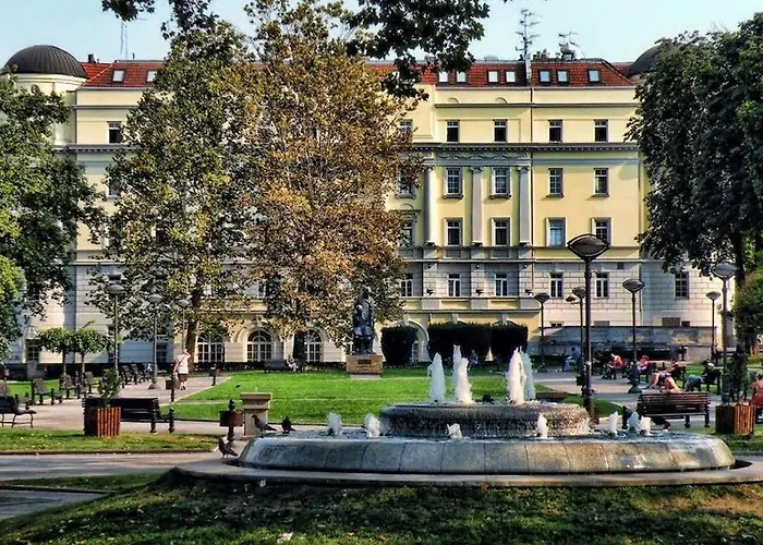 Yulia's Beautiful Apartamento Belgrado