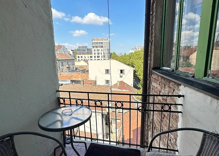 Yulia's Beautiful Belgrado